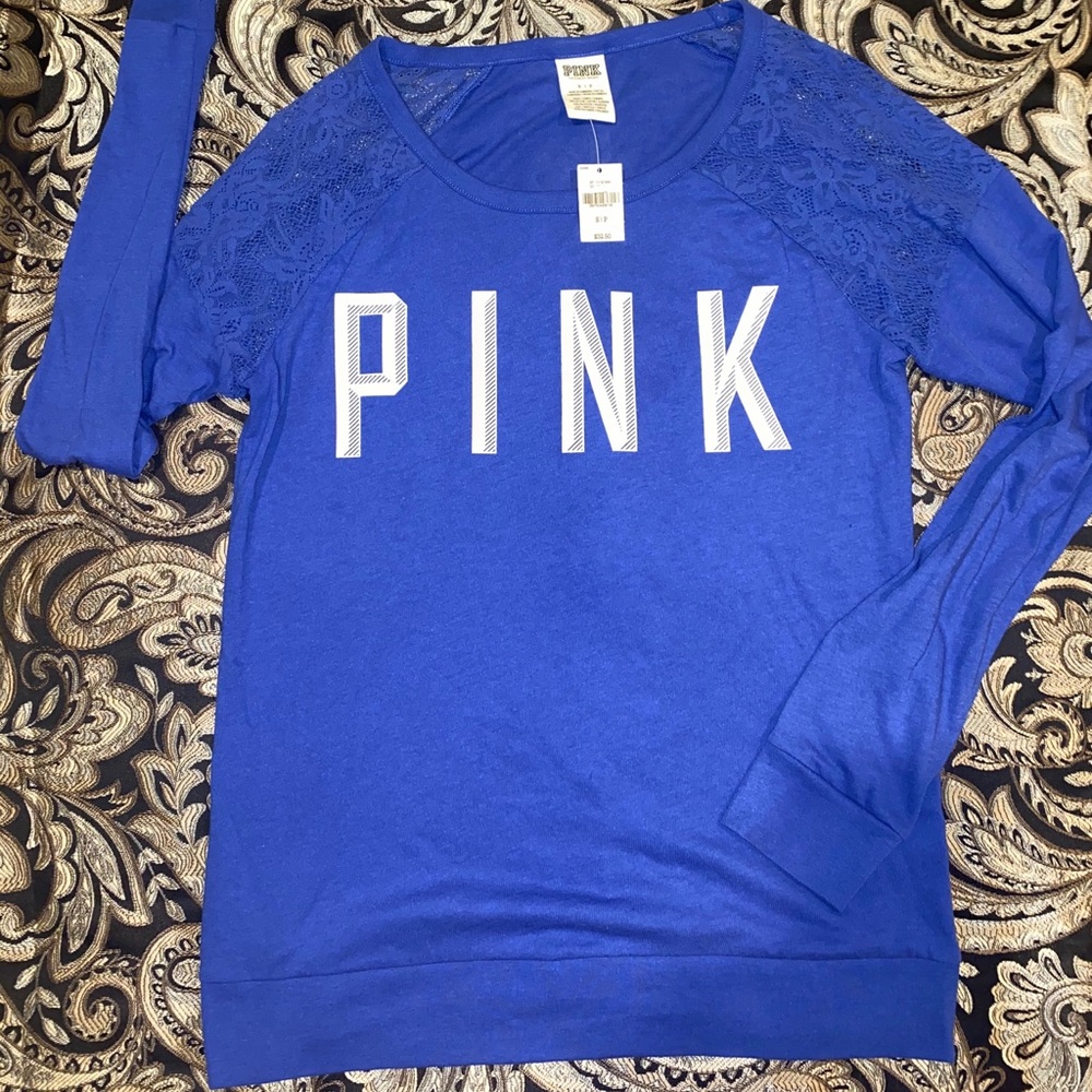 VS Pink, Long-Sleeves Shirt!
